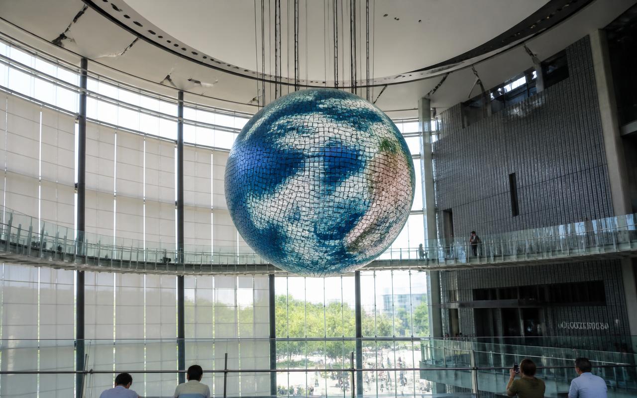Miraikan science museum