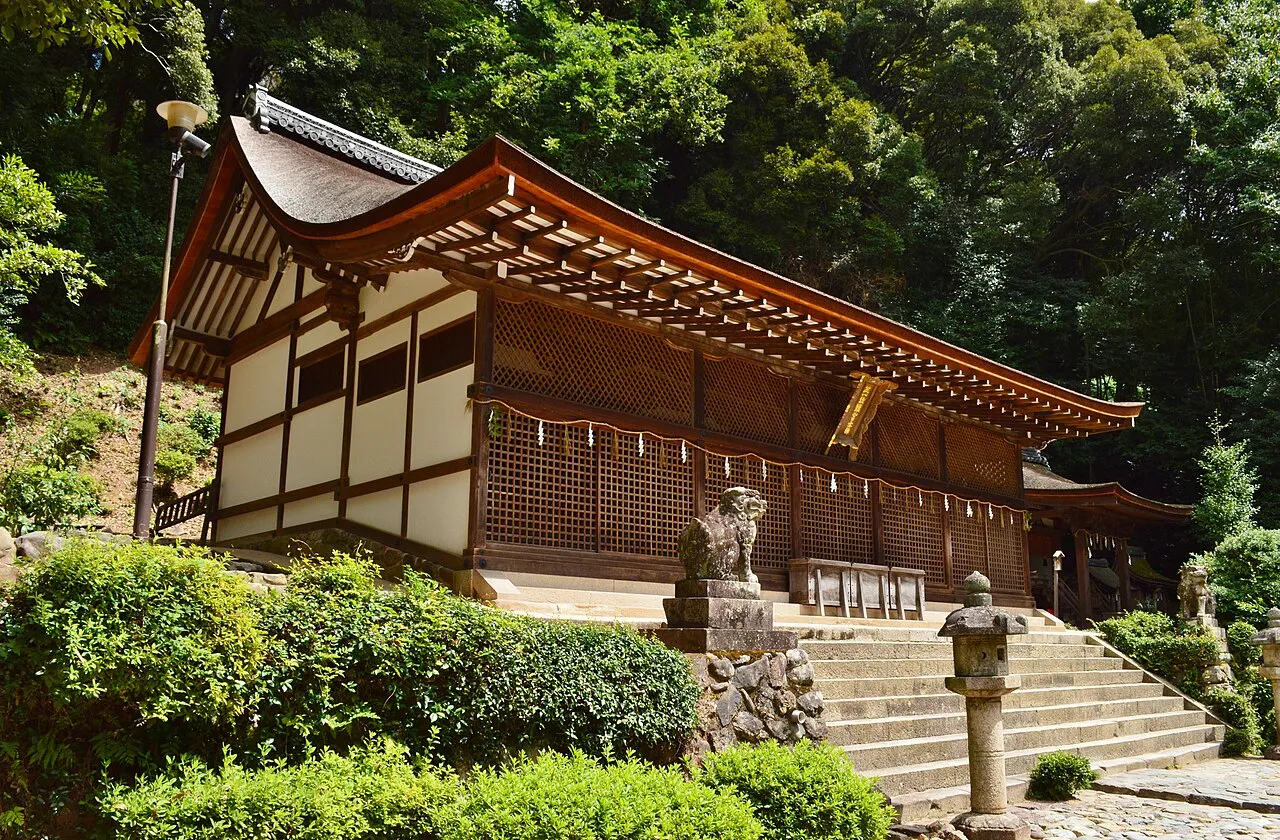 Ujigami Shrine & Riverside Walk